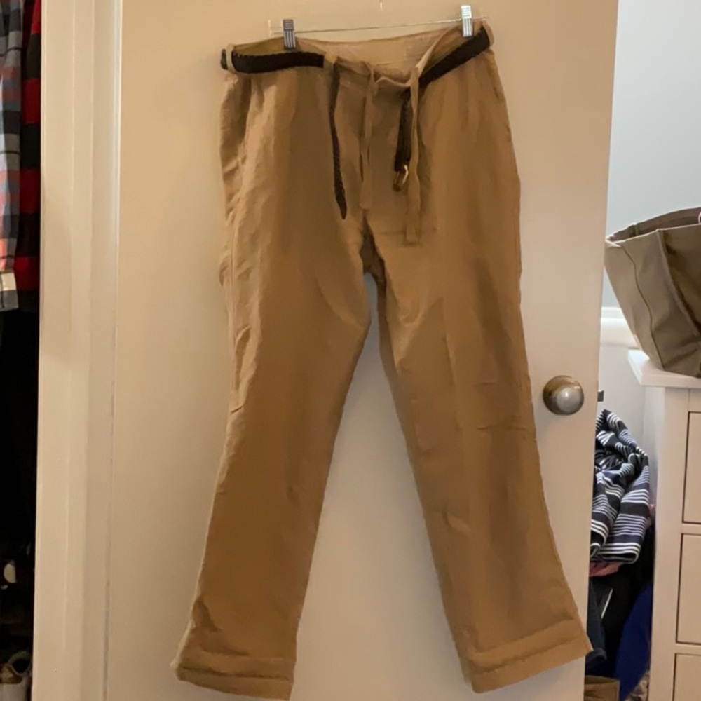 Classic, linen draw string chino pants from Polo. Size 36/32 Like an L pant